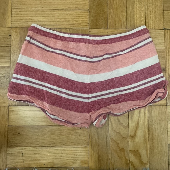Striped beach shorts - Picture 5 of 5